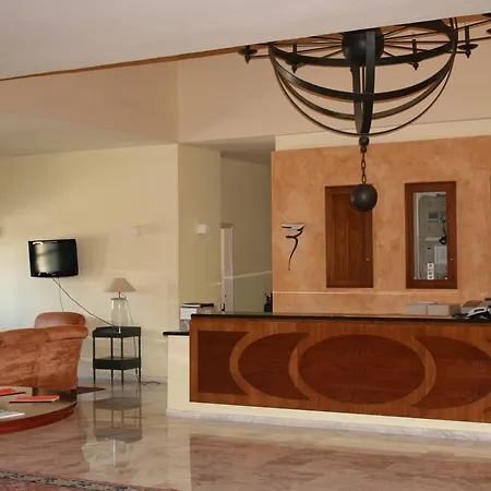 Aparthotel Leoniki By Diamond 4*
