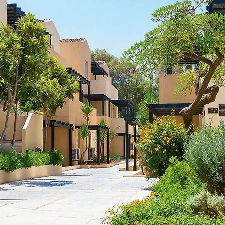 Lejlighedshotel Leoniki By Diamond 4*