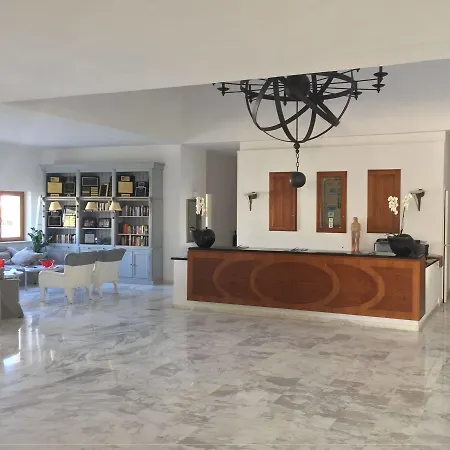 Leoniki By Diamond Aparthotel 4*