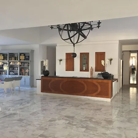 Aparthotel Leoniki By Diamond